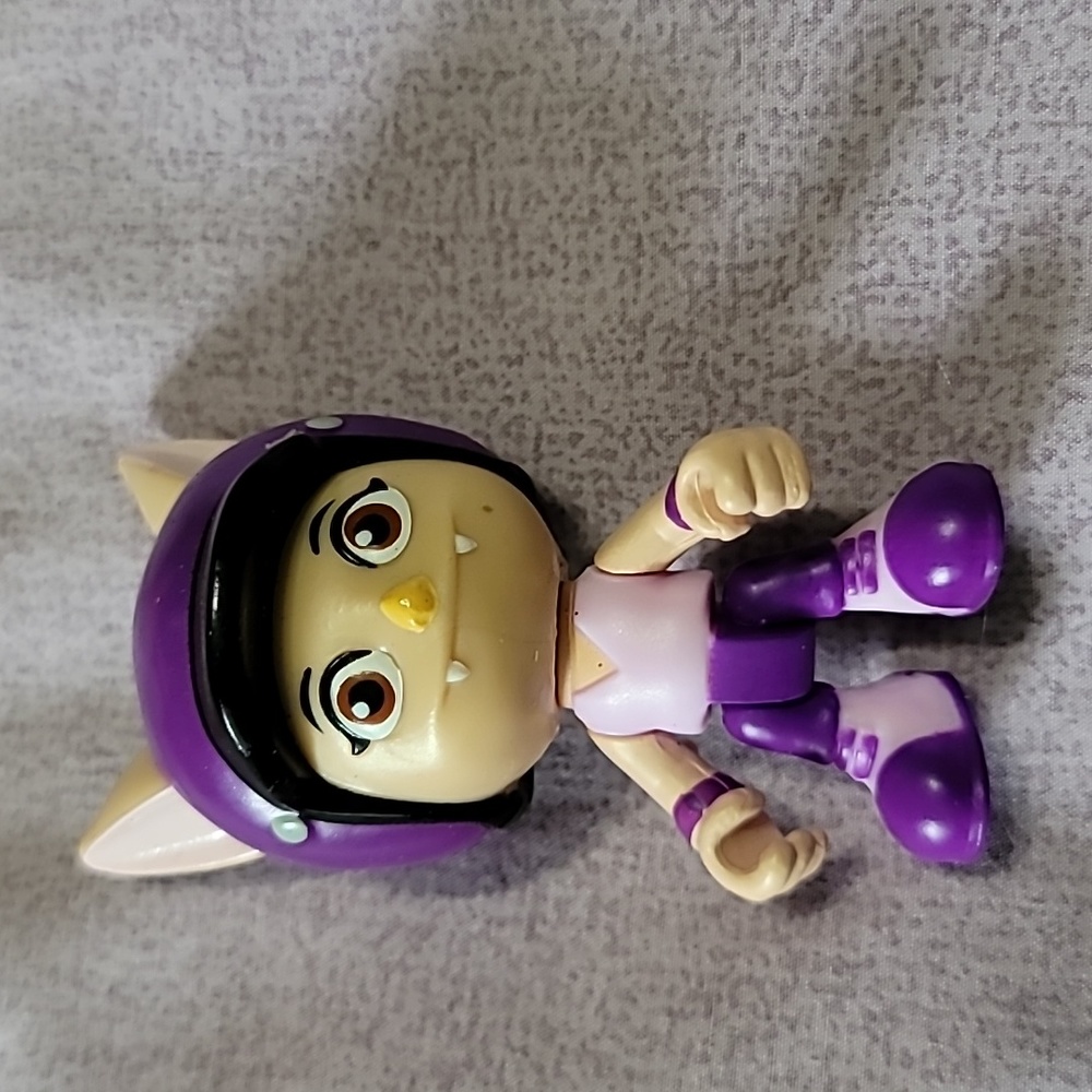 Betty Drapper Top Wing Action Figure